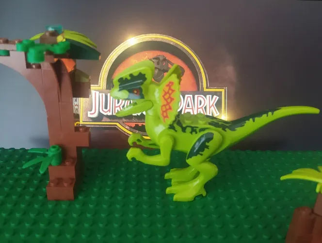 Dinossauro Dilofossauro - Jurassic Park (Blocos de montar tipo LEGO)