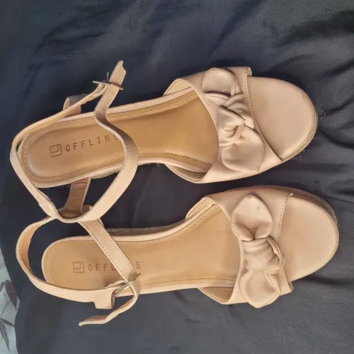 Sandálias Femininas Rosê com Detalhe de Laço - Offline tam 39