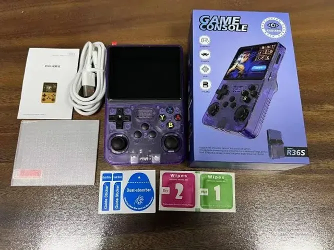 Console Portátil R36S