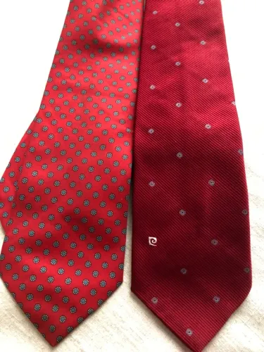 2 Gravatas vermelhas elegantes