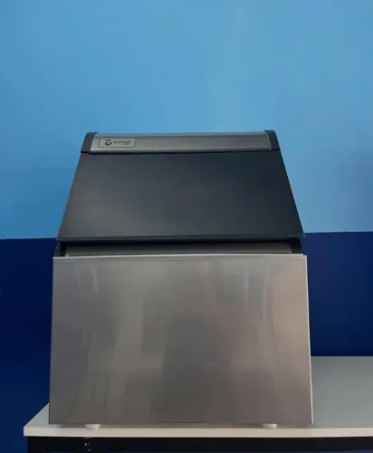 Máquina de Gelo em Cubo