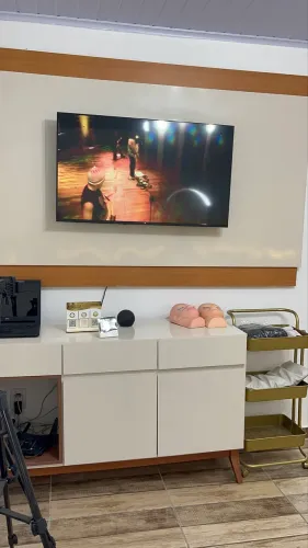 Painel MDF e madeira 