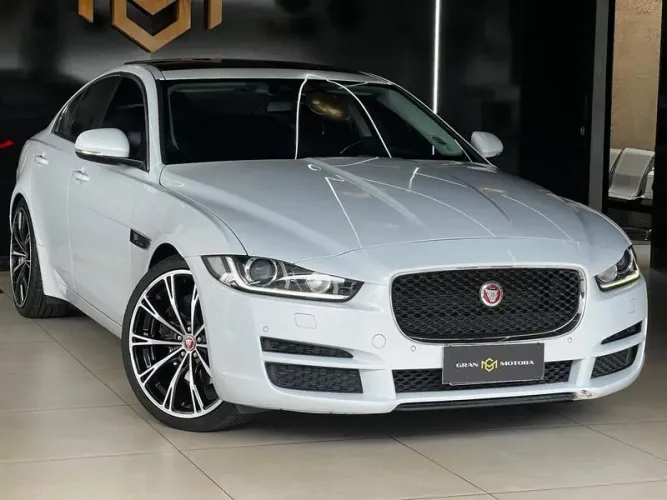 Jaguar XE 2.0 Turbocharged Pure 240cv Aut. 2017