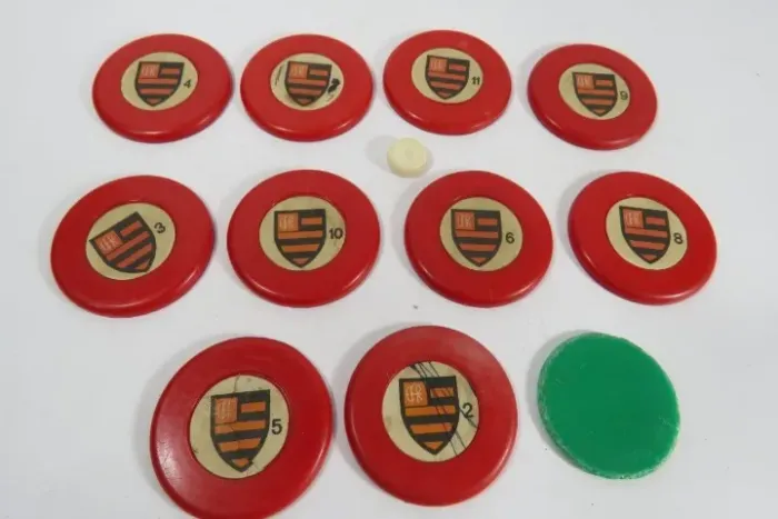  ANTIGO TIME DE FUTEBOL DE BOTÃO PANELINHA do FLAMENGO. Fabricação Estrela. Acompanha 01 B