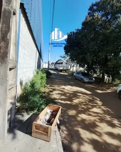 Prédio mais Galpão em Nova Valverde - Cariacica