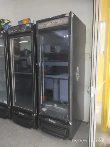Bh Cervejeira Gelopar com rodízio 570 litros
