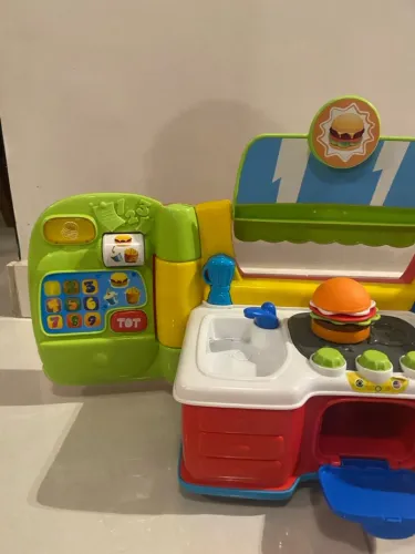 Caminhão Food truck hambúrguer - bilíngue