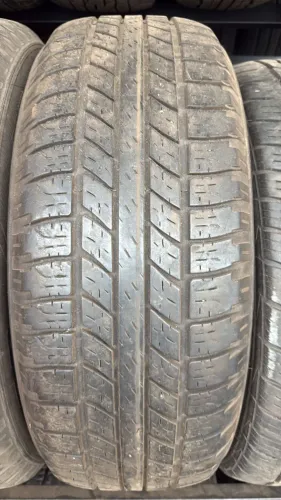 Pneu 235/65/17 Goodyer 85 % Vida util