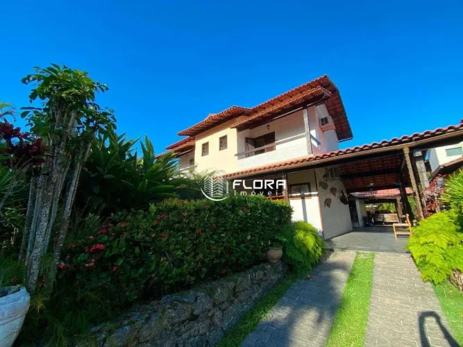 Casa com 6 dormitórios à venda, 456 m² por R$ 2.320.000,00 - Itacoatiara - Niterói/RJ