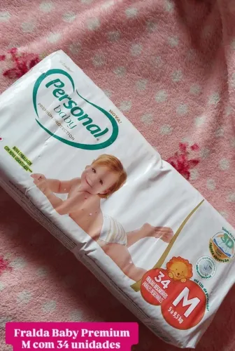 Fralda personal baby Premium M com 34 unidades 