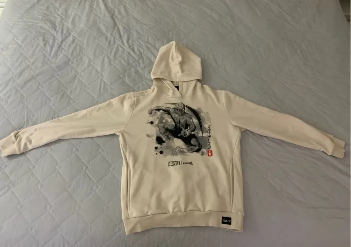 Casaco Colcci Marvel Homem Aranha tamanho P