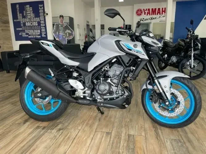 YAMAHA MT-03 CONNECTED 0KM: A HYPER NAKED COM $42 CV! ENTRADA ZERO + 18X SEM JUROS