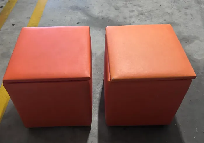 Puff baú laranja 