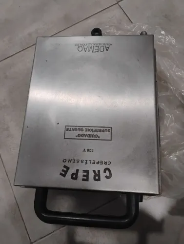 Crepeira *LEIA O ANÚNCIO*