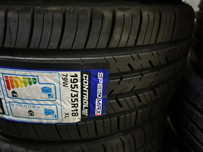Pneus 195/35/18 novo por 499$ cada bicos grátis