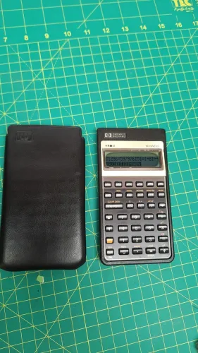 Calculadora HP 17 B2 business