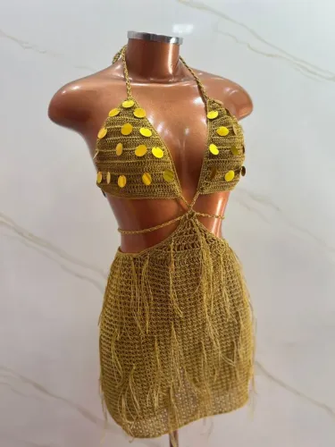 Vestido dourado 