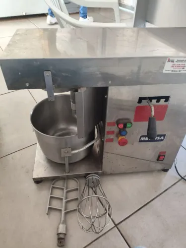 BATEDEIRA INDUSTRIAL INOX 220V EXCELENTE SEMI NOVA