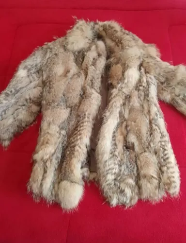 Casaco de Pele Luxo e Estilo