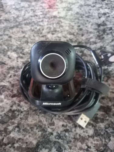 Webcam Microsoft LifeCam VX-2000 1.3MP + Brinde Adaptador Wi-Fi USB 950Mbps