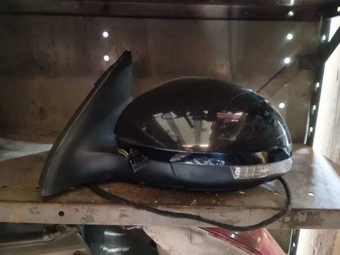 Vendo retrovisor esquerdo motorista da tiguan 2009