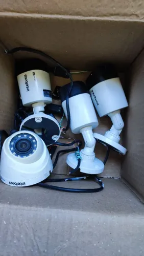 4 Cameras Intelbras Mult HD VHD 1120 B G4