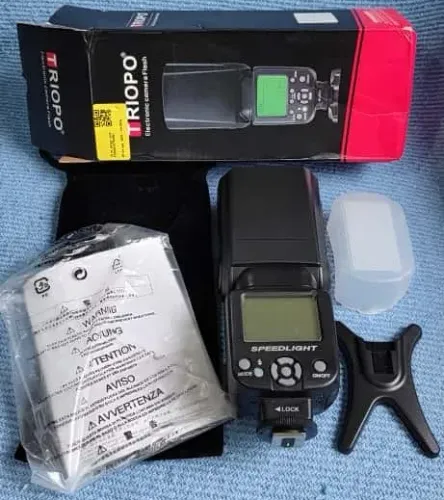 Flash Triopo TR-950 Universal T4i T6 T5i 6d 7d 70d 80d 5d