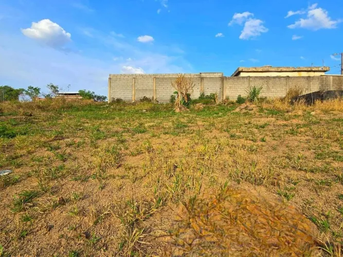 Lote à venda, Santo André - Divinópolis/MG