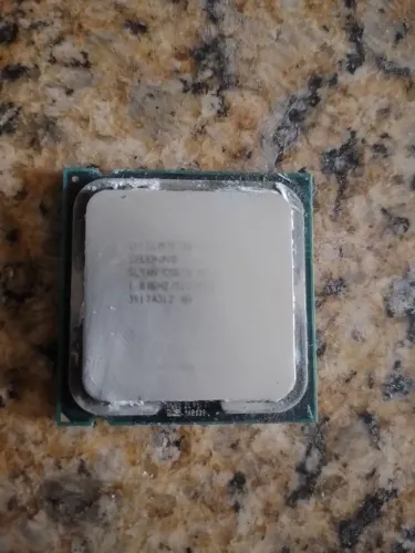 Processador Intel Celeron 430 SL9XN Usado
