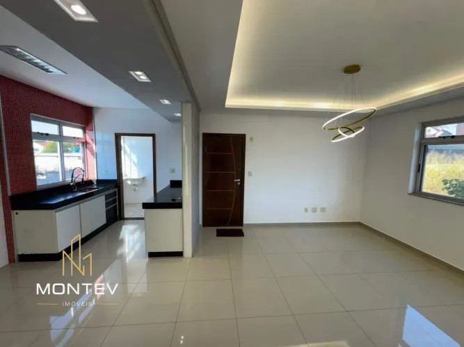 Apartamento à venda, 3 quartos, 1 suíte, 1 vaga, São Judas Tadeu - Divinópolis/MG