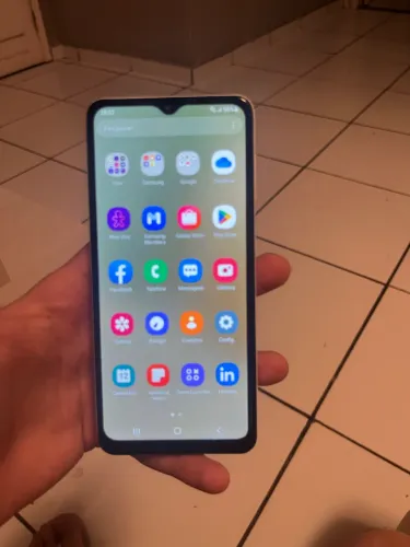 Samsung A12