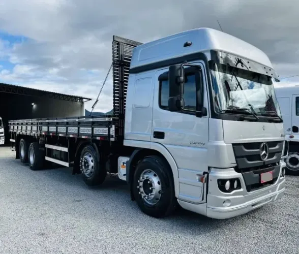 mb atego 2429 8x2 ano 2012 carroceria