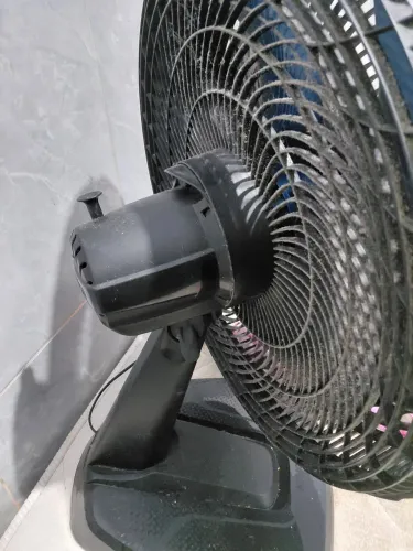 Ventilador Arno pouco usado