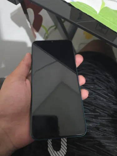 Poco m5 seminovo 