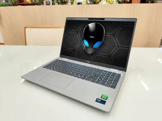 NOTEBOOK DELL PRECISION ULTRA 9 VPro/ RTX 8GB/ TELA TOUCH/ 1 tera NVME