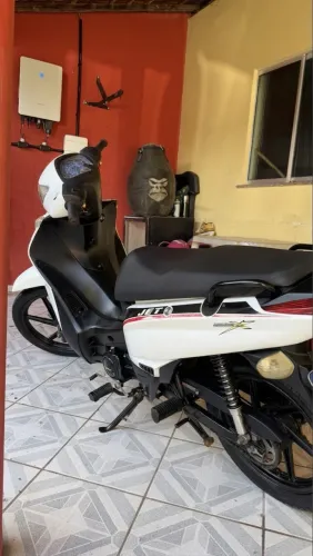 Jet 125