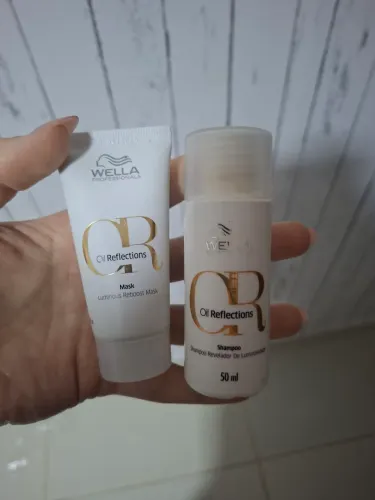 Shampoo e máscara wella oil reflections