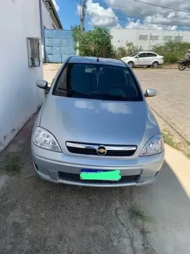 Chevrolet Corsa Hat. Premium 1.4 8V Econoflex 5P 2010
