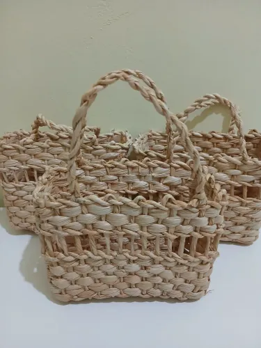 Bolsas em Palha natural