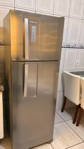 Geladeira 127V