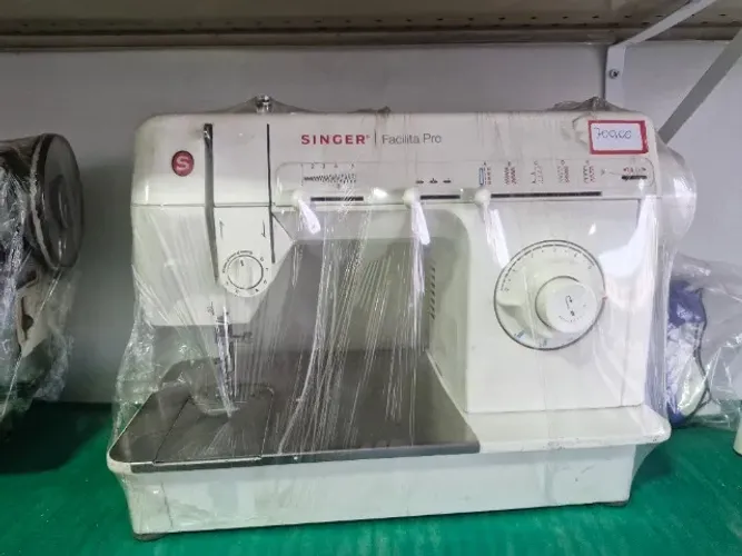 MÁQUINA DE COSTURA SINGER FACILITA PRO