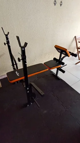 Banco de academia exercícios multifuncionais