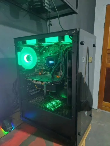 PC Gamer Ryzen 5 3600x gtx 1660 super