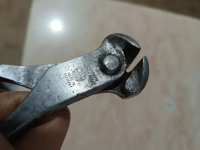 Vendo alicate turquesa alemão alemãoGustave klauke.