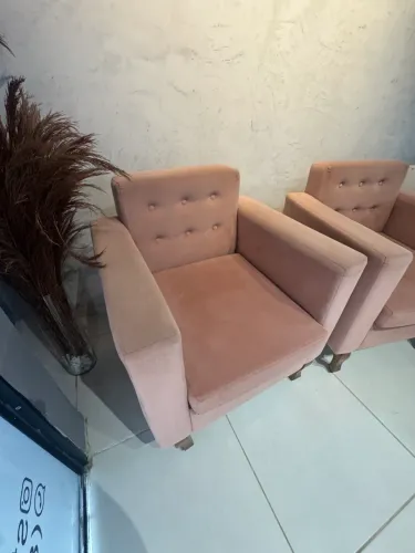 Conjunto de poltrona e sofá 2 lugares