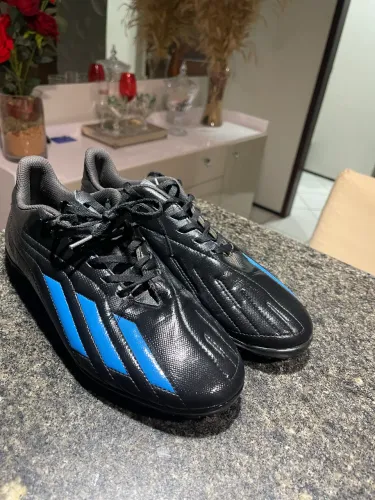 chuteira society Adidas Predator 