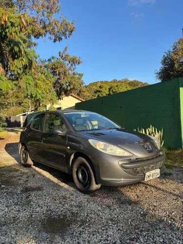 Peugeot 207 X-line 1.4 Flex 8V 5P 2010