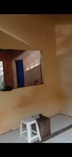 Aluga=se uma casa