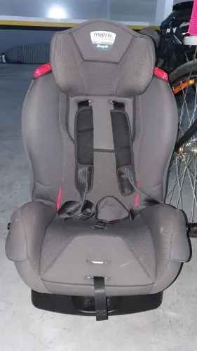 Cadeira infantil para auto burigoto matrix evolution