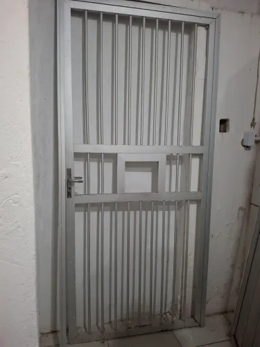 Portão e grade de alumínio